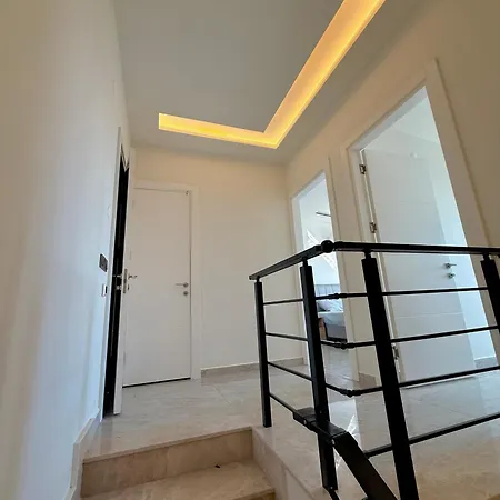 Sa Apartments! Sea And Mountain View 2bd Duplex *