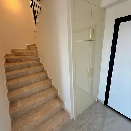 Sa Apartments! Sea And Mountain View 2bd Duplex *