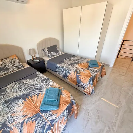 Apartamento Sa Apartments! Sea And Mountain View 2bd Duplex