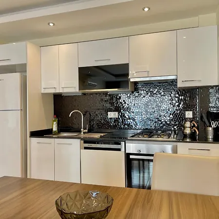 Sa Apartments! Sea And Mountain View 2bd Duplex אלאניה